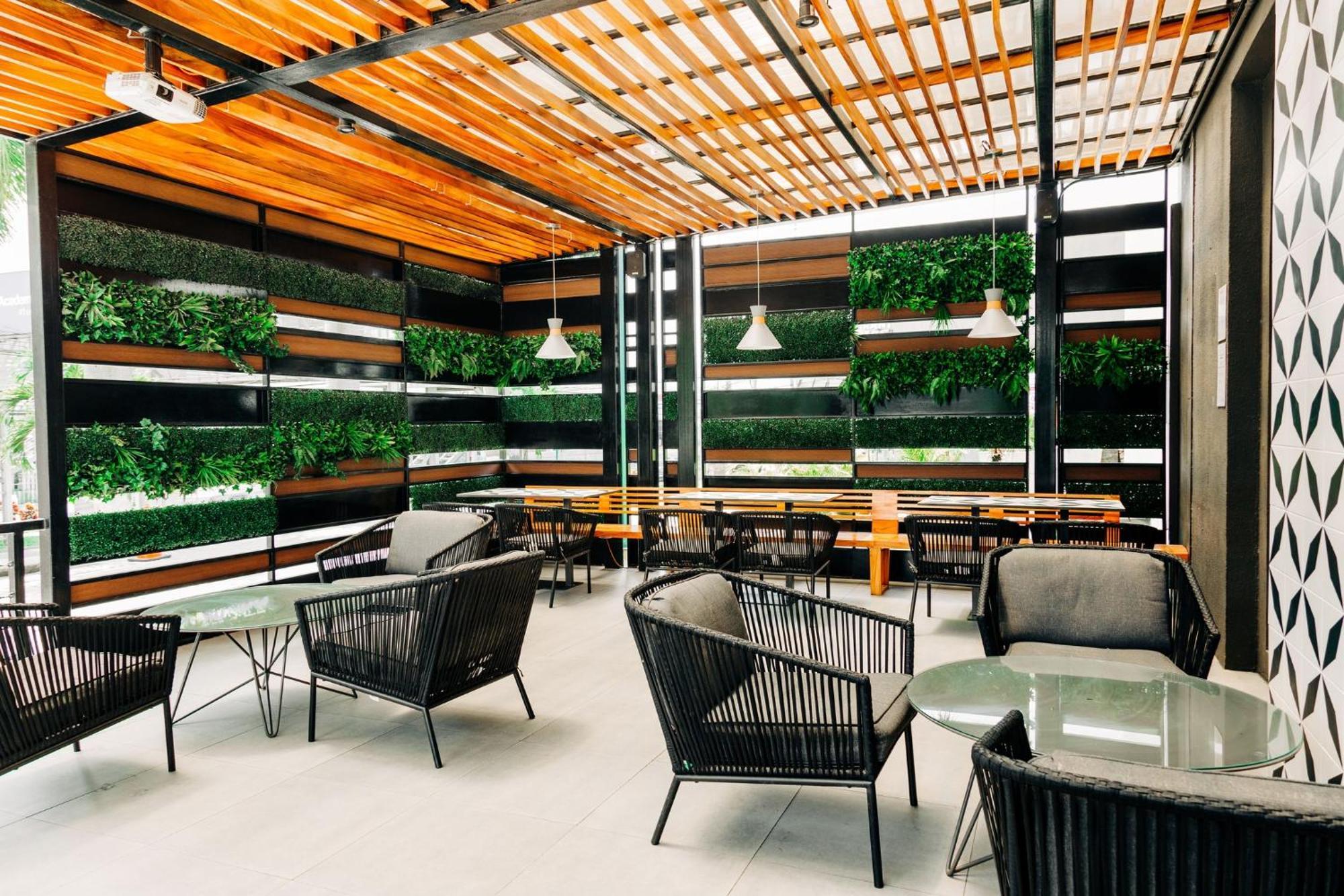 Holiday Inn San Salvador By Ihg Exterior foto